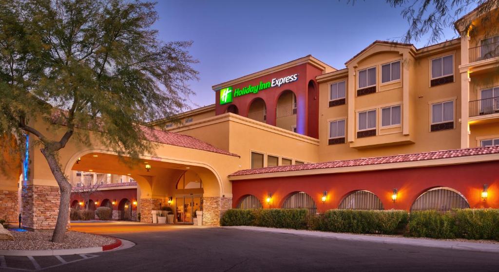 Holiday Inn Express & Suites Mesquite Nevada, an IHG Hotel Image