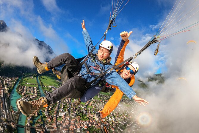 Paragliding Image