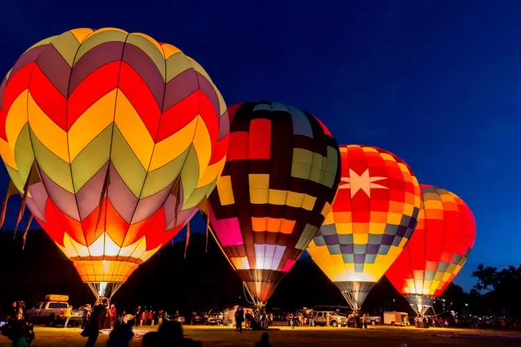 hot air balloon ride Image 