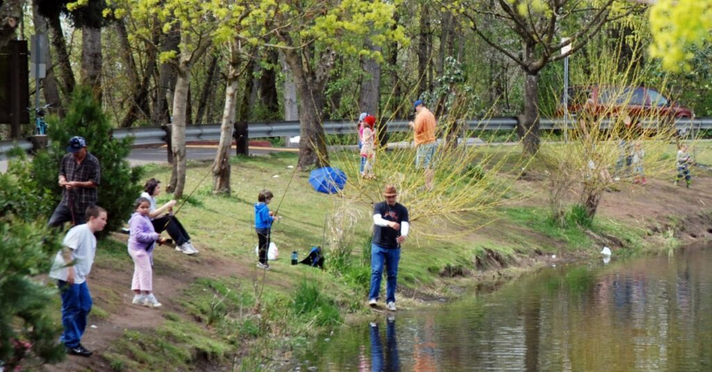 Fun Things To Do in Mount Hood 15 FISHING