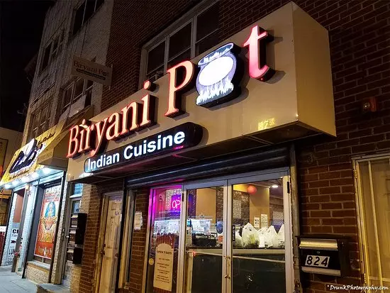 Biryani Pot Restaurant Image