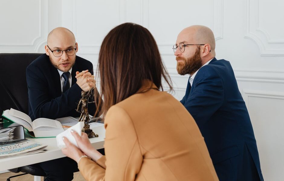 Car accident lawyer consulting with a client in a Georgia law office