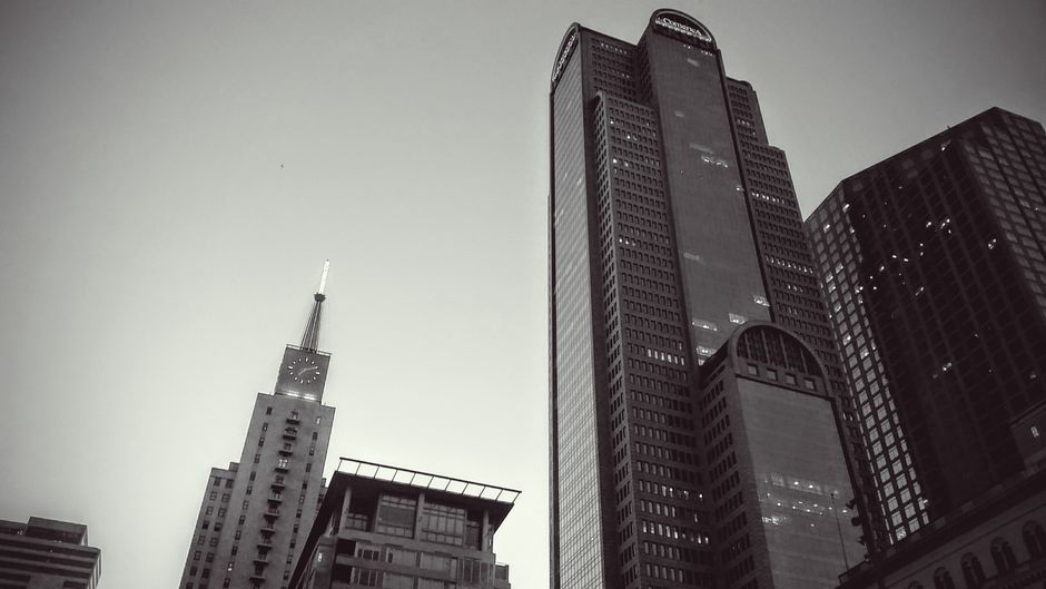 Downtown Dallas skyline representing the commercial real estate market brokers work in