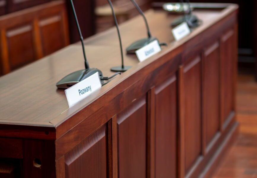 Personal injury lawyer consulting with a client in a Texas law office